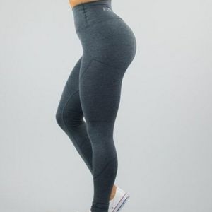 Alphalete Revival Leggings